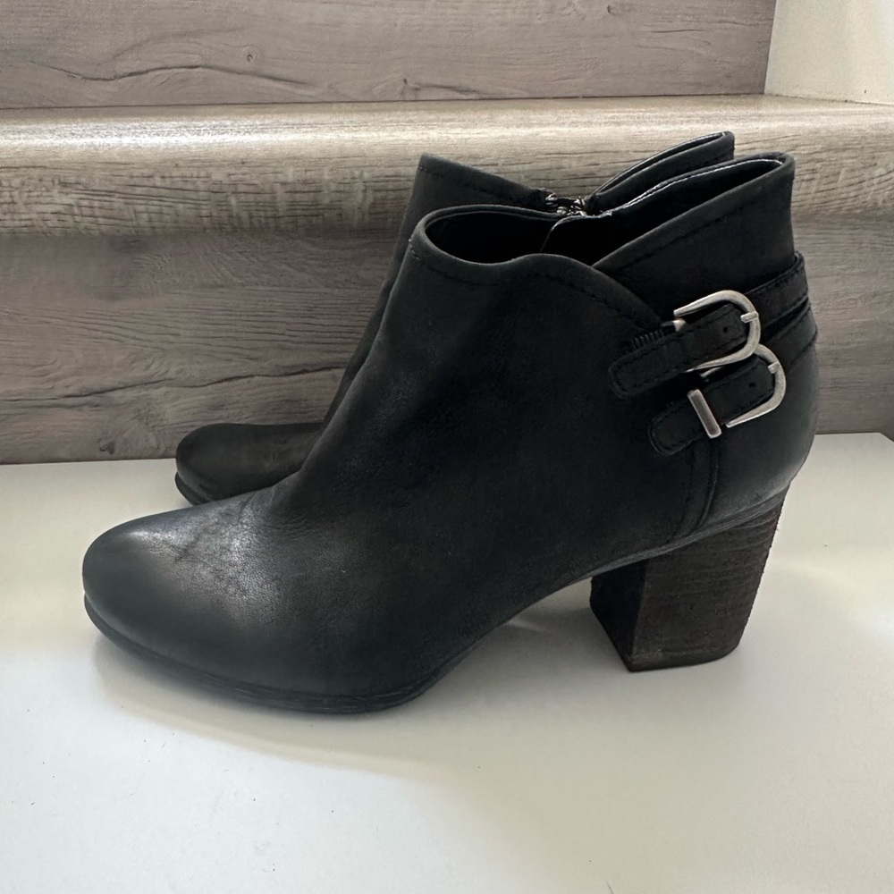Josef Seibel Women's Britney
 Bootie Black Boots 39